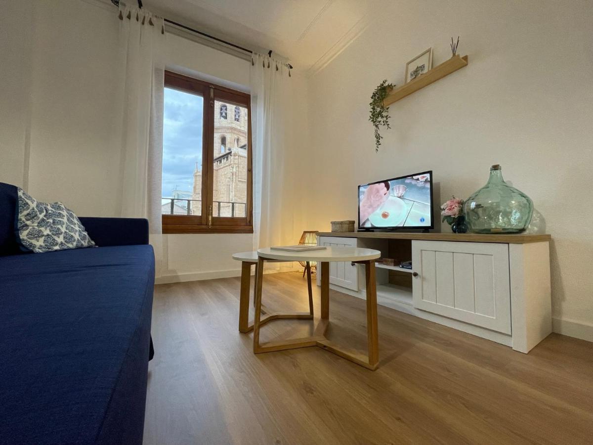 Blanco Y Anil Plaza Apartment Valdepenas Ngoại thất bức ảnh