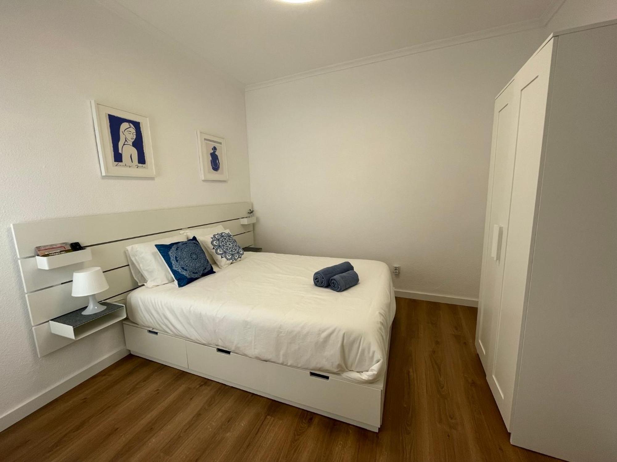 Blanco Y Anil Plaza Apartment Valdepenas Ngoại thất bức ảnh