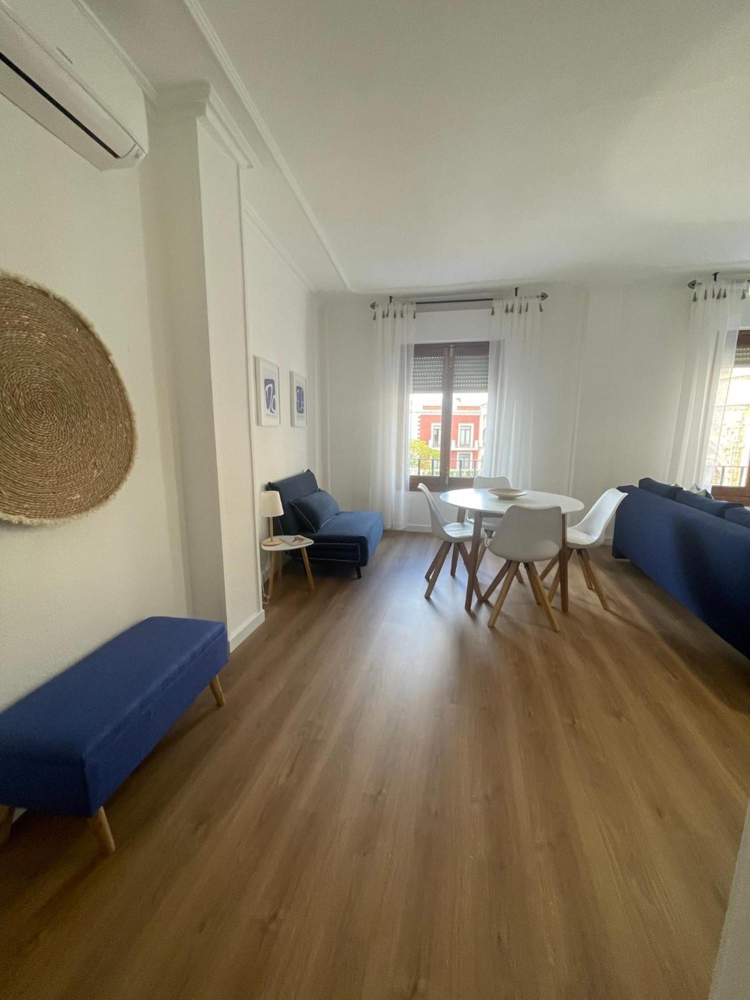 Blanco Y Anil Plaza Apartment Valdepenas Ngoại thất bức ảnh