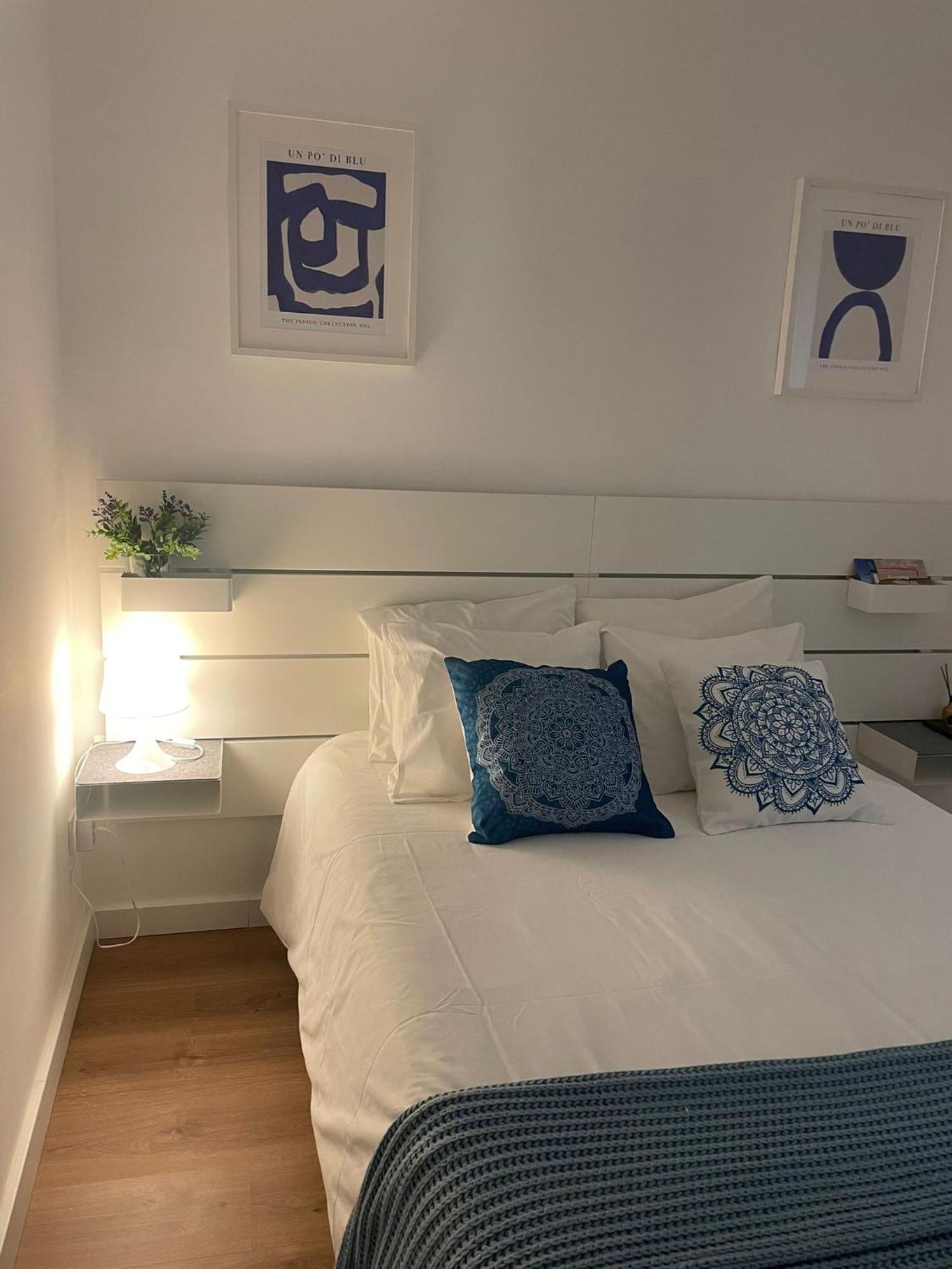 Blanco Y Anil Plaza Apartment Valdepenas Ngoại thất bức ảnh